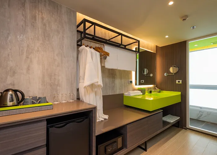 Maitria Rama 9 - A Chatrium Collection מלון 4*